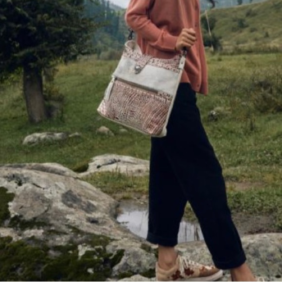 Myra Smokey Leather Cowhide shoulder Bag - Picture 7 of 10